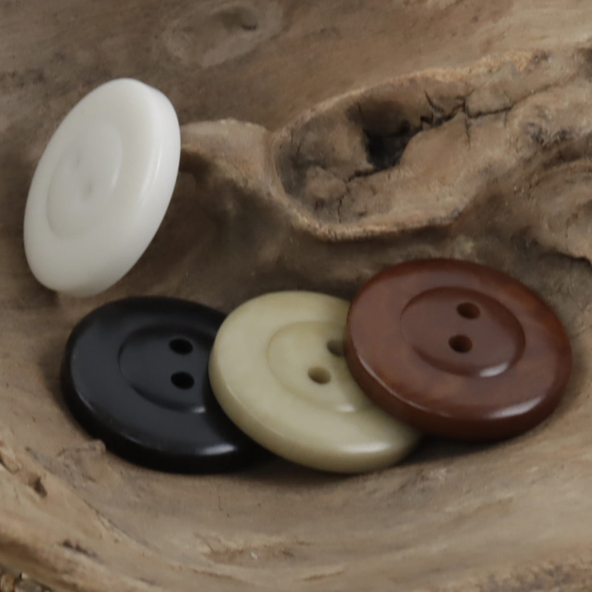 Classic Black White Two-Hole Tagut Nut Buttons for Knitted Cardigans 10pcs - Lots of Buttons