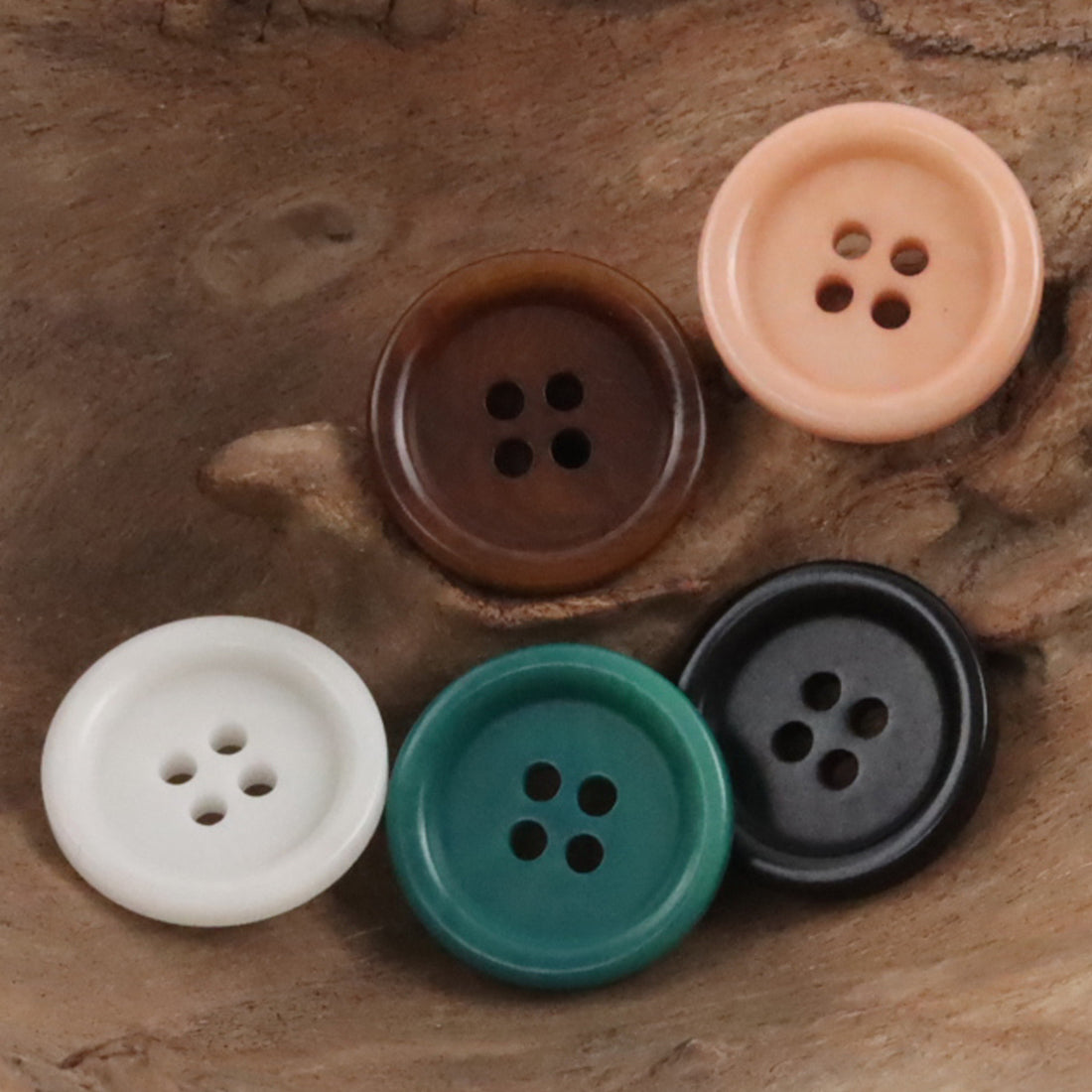 Dopamine-Colored Simple Natural Corozo Buttons 10pcs - Lots of Buttons