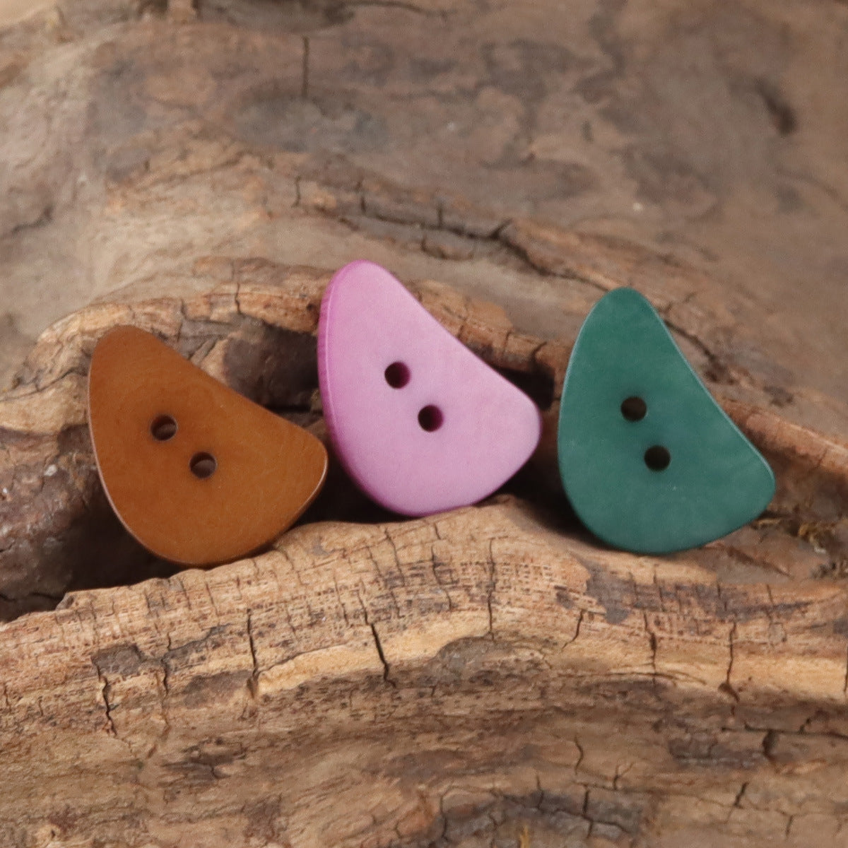 Cute Crescent Moon Natural Corozo Buttons 10PCS - Lots of Buttons