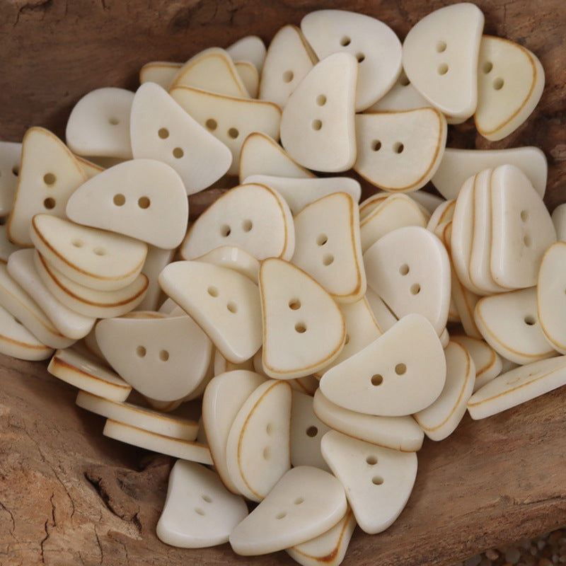 Cute Crescent Moon Natural Corozo Buttons 10PCS - Lots of Buttons