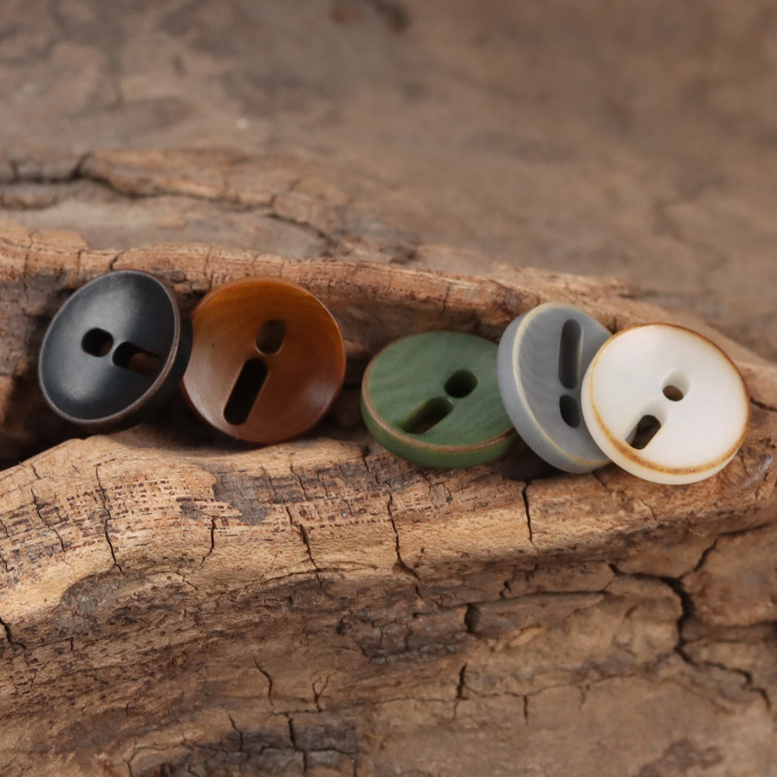 Creative Exclamation Mark Shape Natural Palm Fruit Buttons,10pcs - Lots of Buttons