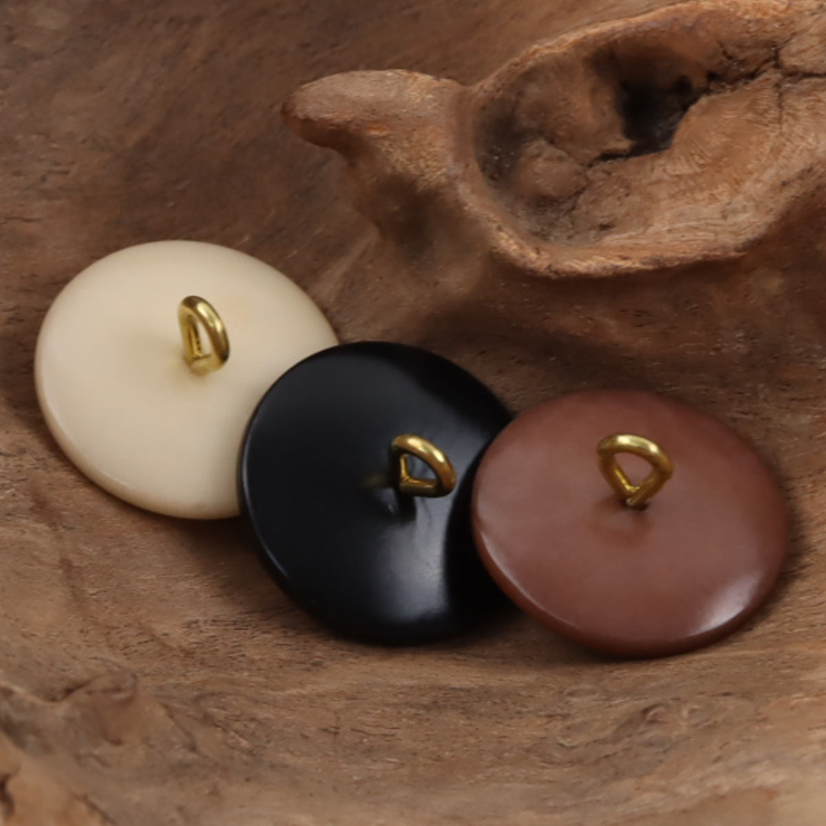 Burnt-Edge Natural Tagut Nut Buttons with Golden Shanks for Knitwear 10pcs - Lots of Buttons