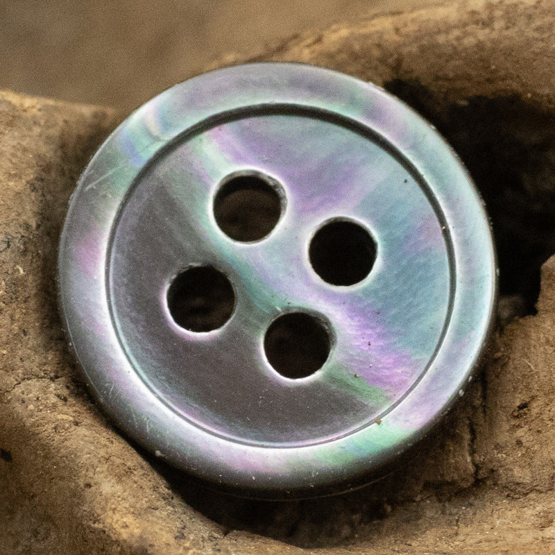 Tarot Shell Buttons Round 11.5mm 10 Pack - Lots of Buttons