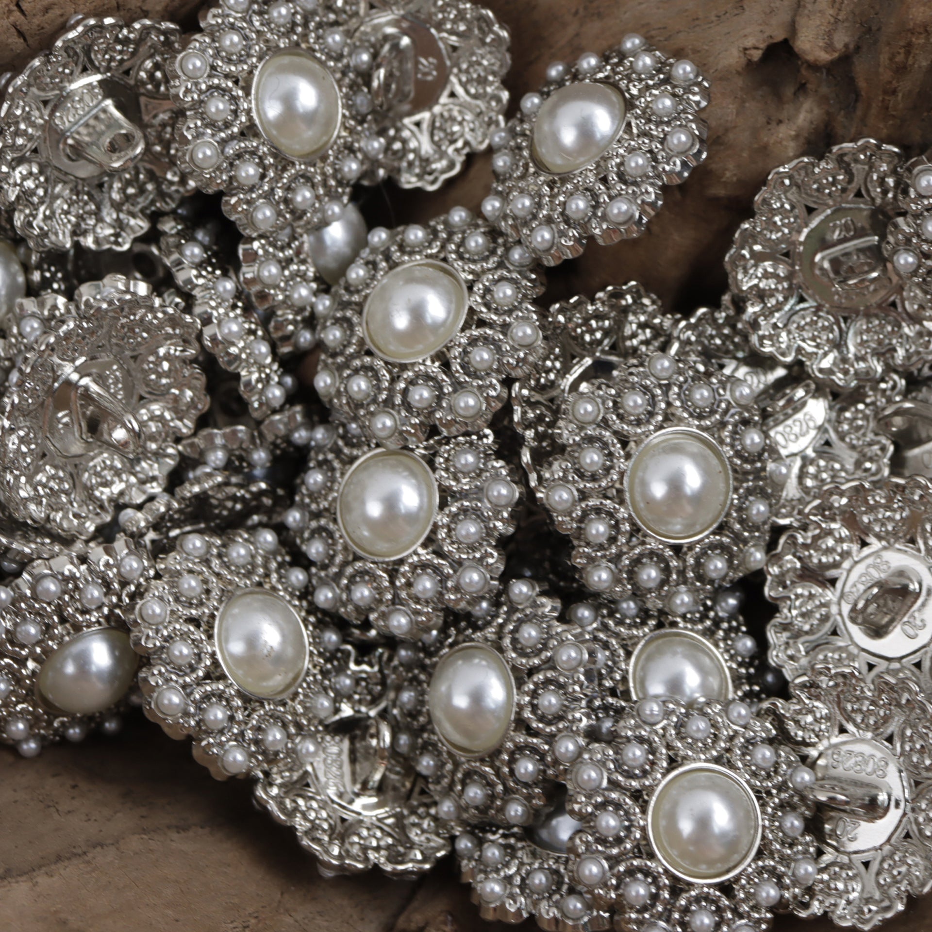 Gold Silver Pearl Metal Buttons for Luxury Skirts and Dresses 10pcs - Lots of Buttons