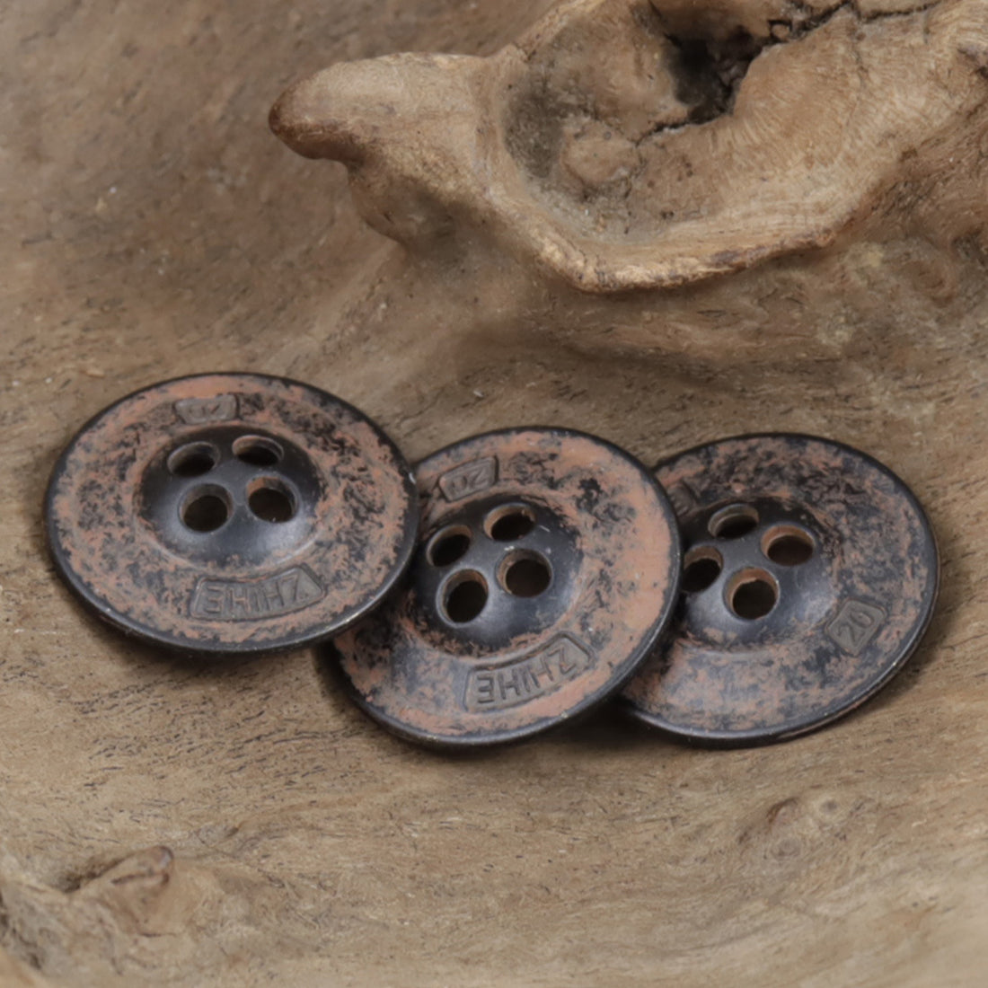 Rusty Metal Buttons for Vintage Style Leather Jackets 10PCS - Lots of Buttons
