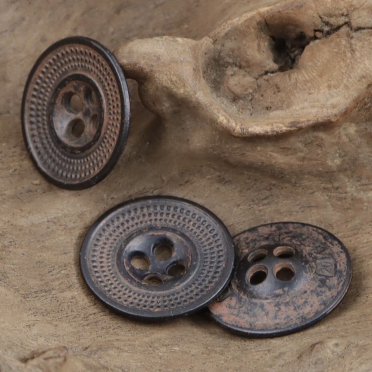 Rusty Metal Buttons for Vintage Style Leather Jackets 10PCS - Lots of Buttons