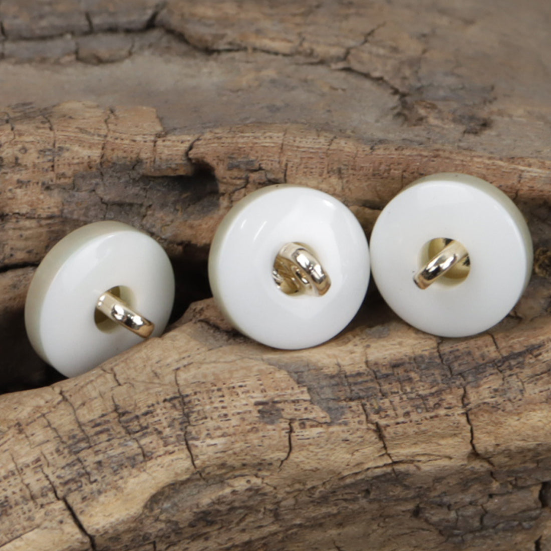 11.5mm Round Beige Decorative Resin Buttons with Metal Handle 20pcs - Lots of Buttons
