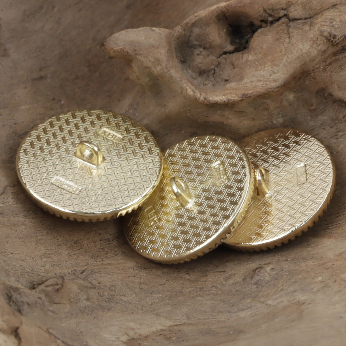 Round Snow Velvet White Gold Metal Buttons for Lady's Luxurious Coats 10pcs - Lots of Buttons