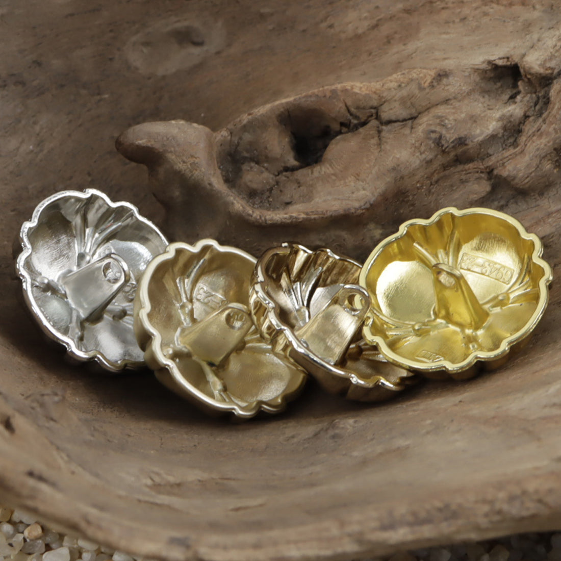 Four-Leaf Clover Misty Gold Metal Shank Buttons - 10pcs - Lots of Buttons