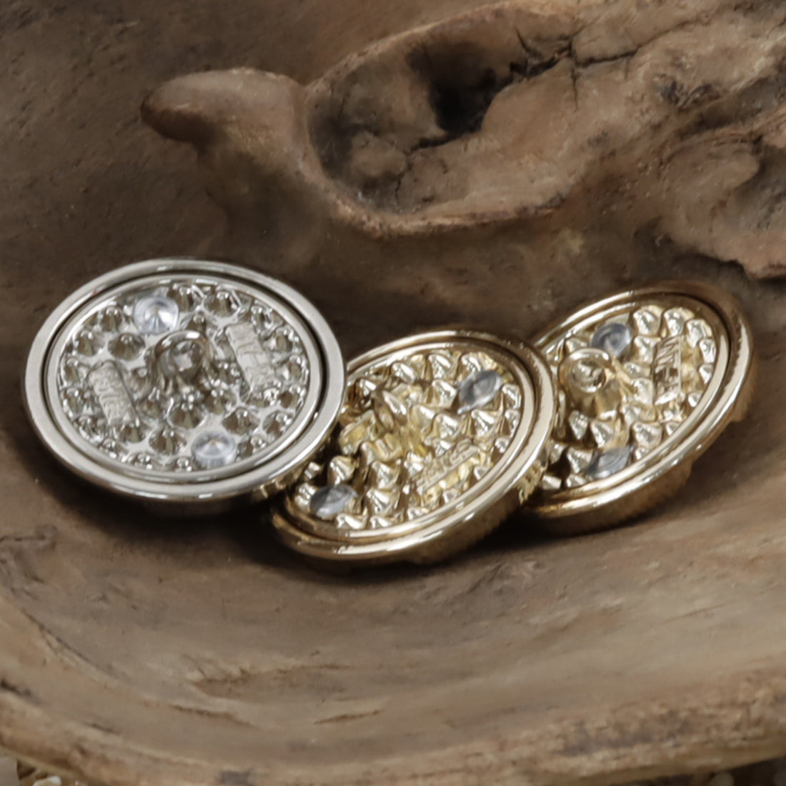 Palace-Style Diamond-Inlaid Hollow Windmill Metal Button 10pcs - Lots of Buttons