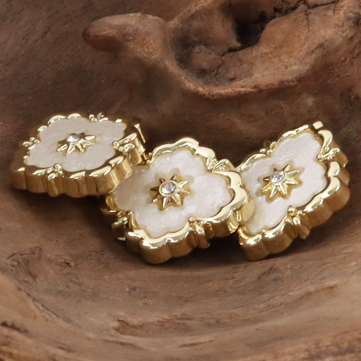 Irregular Quadrilateral Metal Buttons Golden Inlay and Diamonds 10PCS - Lots of Buttons