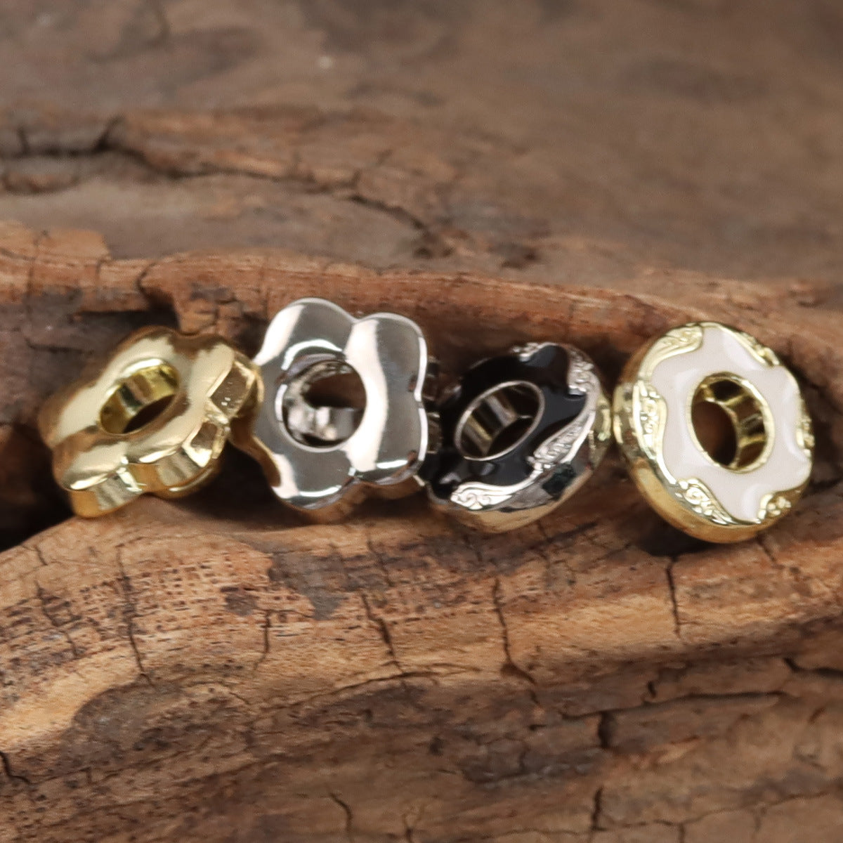 Floral Donut Hollow Metal Buttons for Women's Fashion,10pcs 