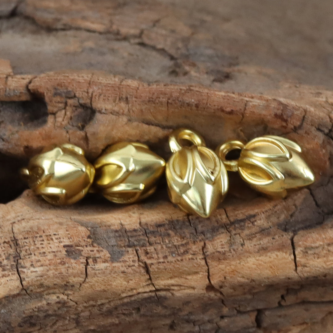 Golden Metal Lotus Pendant Buttons for Buddhist Style DIY Bracelets 10pcs - Lots of Buttons