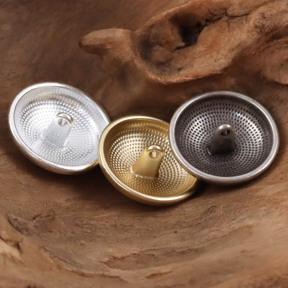 Crown Shield Metal Buttons for College Style School Uniform 10pcs - Lots of Buttons