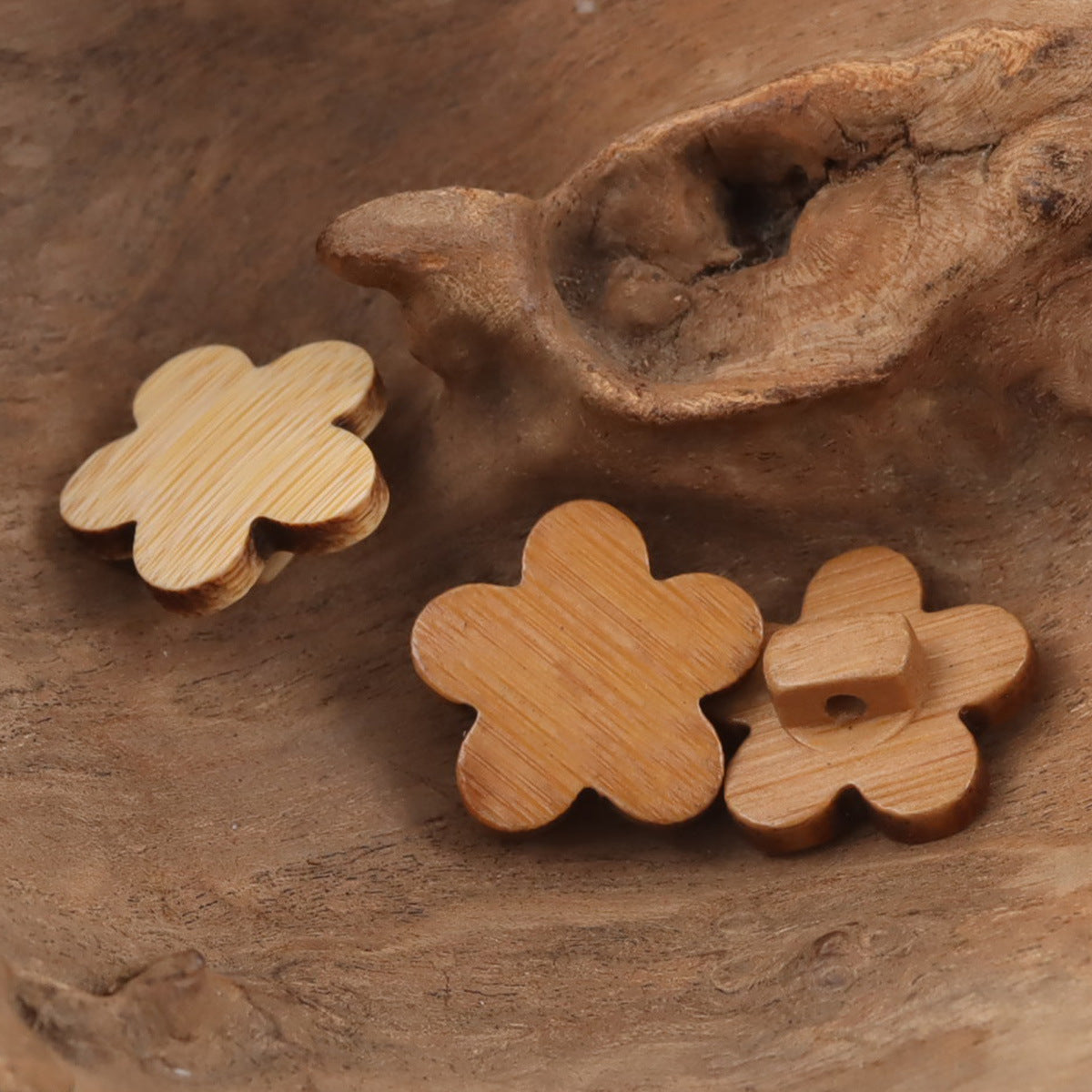 Plum Blossom-Shaped Natural Bamboo Buttons 10PCS - Lots of Buttons