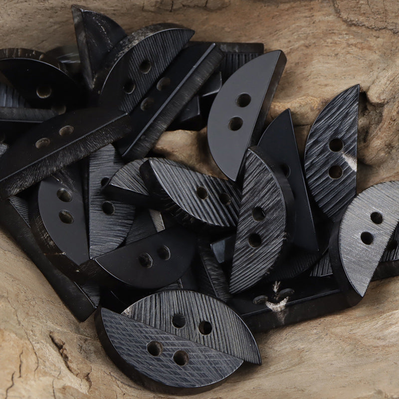 Crescent-Shaped Natural Horn Black Slant-Cut Decorative Buttons 50pcs - Lots of Buttons