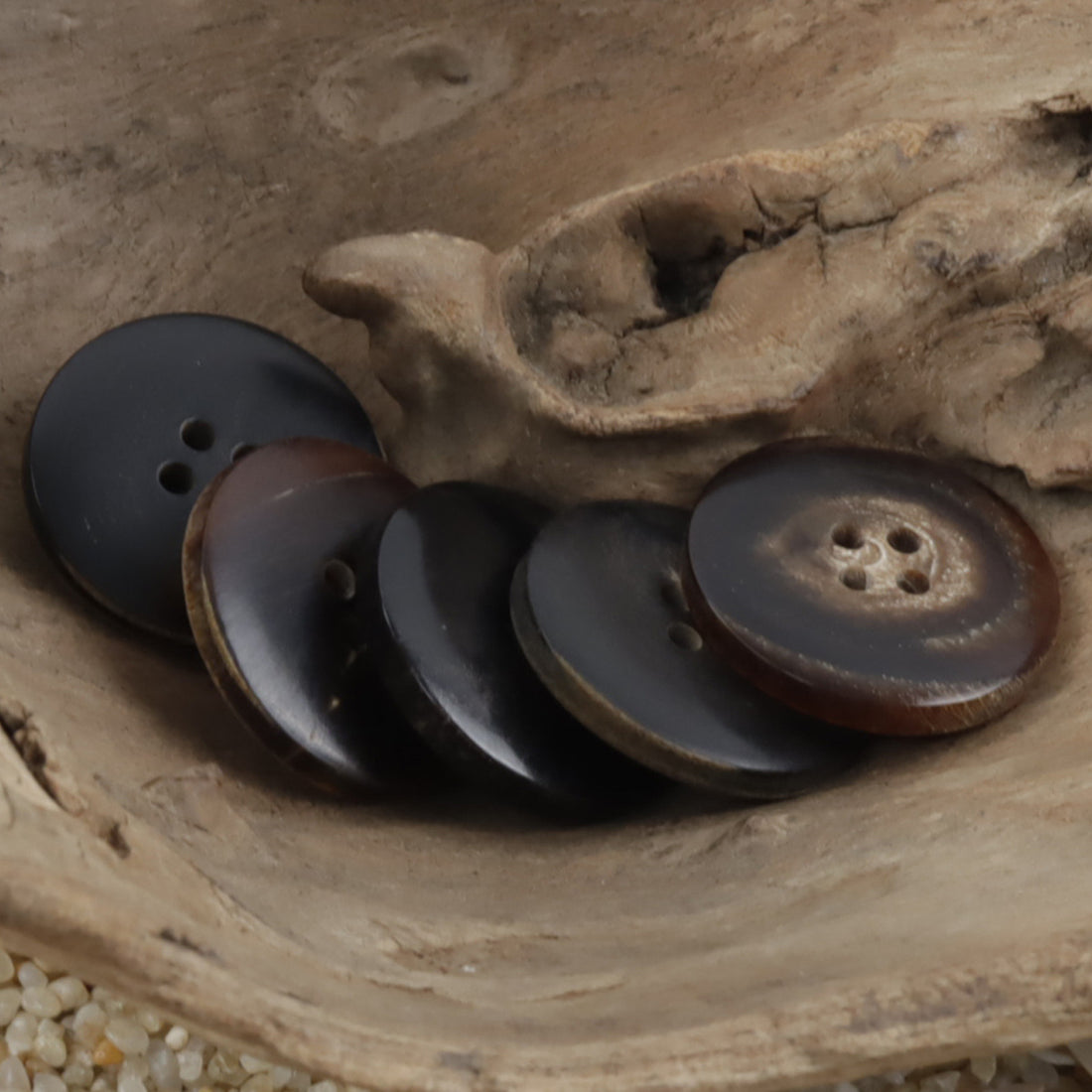 Laser-Burnt Horn Buttons for Retro Fashion Leather Jackets 10pcs - Lots of Buttons