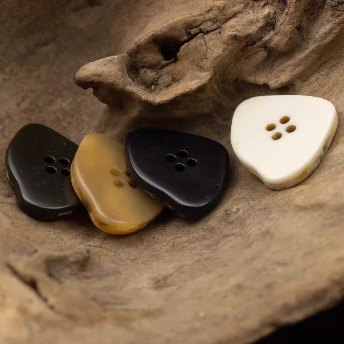 Large Amber Irregular Resin Buttons Imitation Marble Texture 10pcs - Lots of Buttons