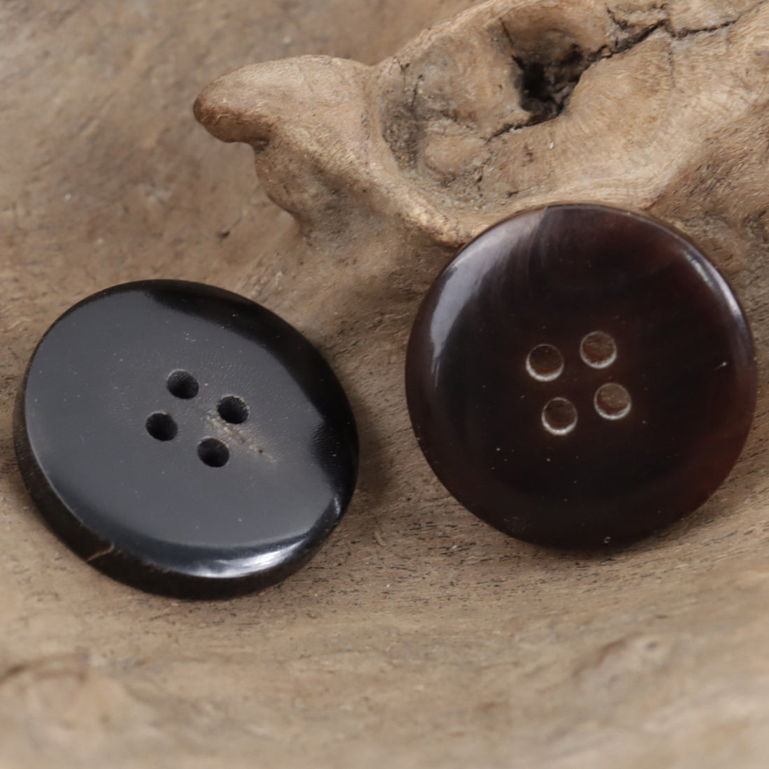 11.5mm - 30mm Flat Diagonally Cut Natural Real Horn Buttons 10pcs - Lots of Buttons