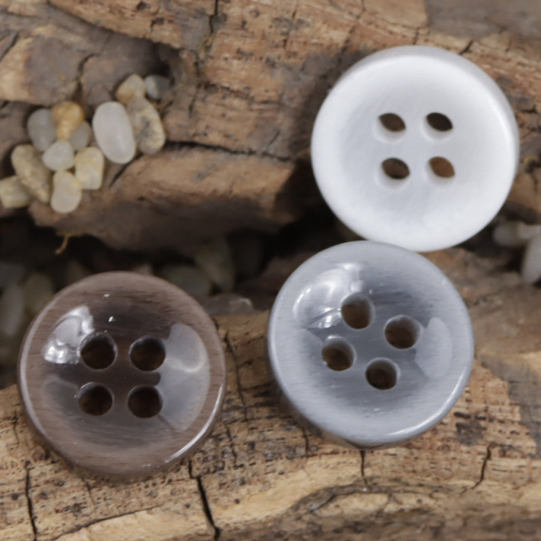 Round 4 Hole Gradient Imitation Shell Resin Buttons,90 Pack - Lots of Buttons
