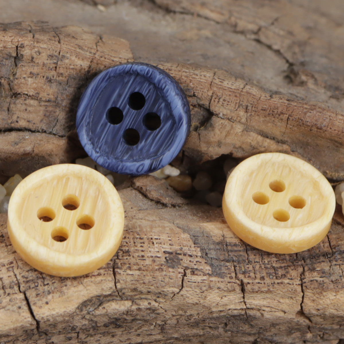 Round Wood-Like Resin Buttons for Casual Shirts Sweaters 50pcs - Lots of Buttons