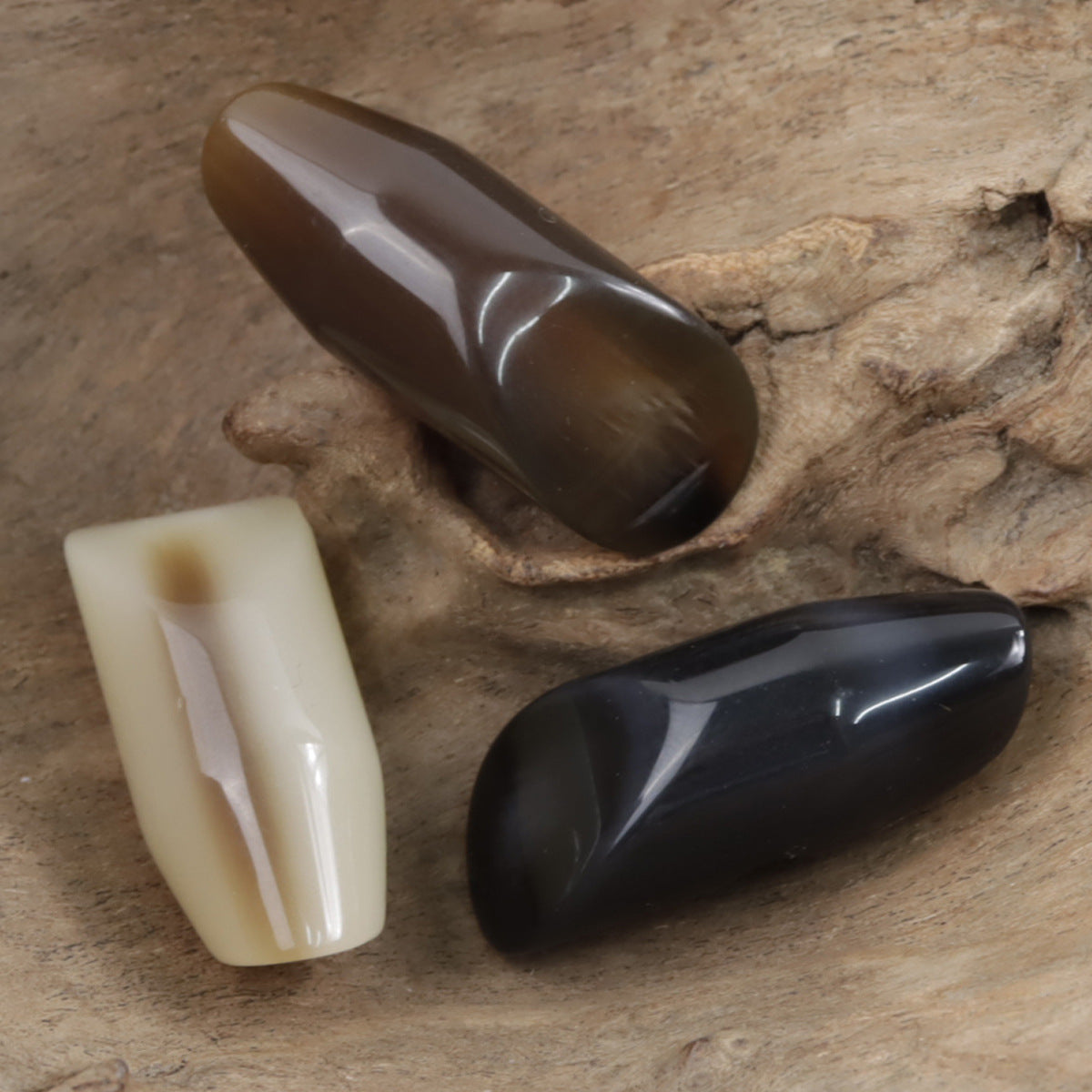 Irregular Ram's Horn-Shaped Resin Buttons for Windbreakers 10pcs - Lots of Buttons