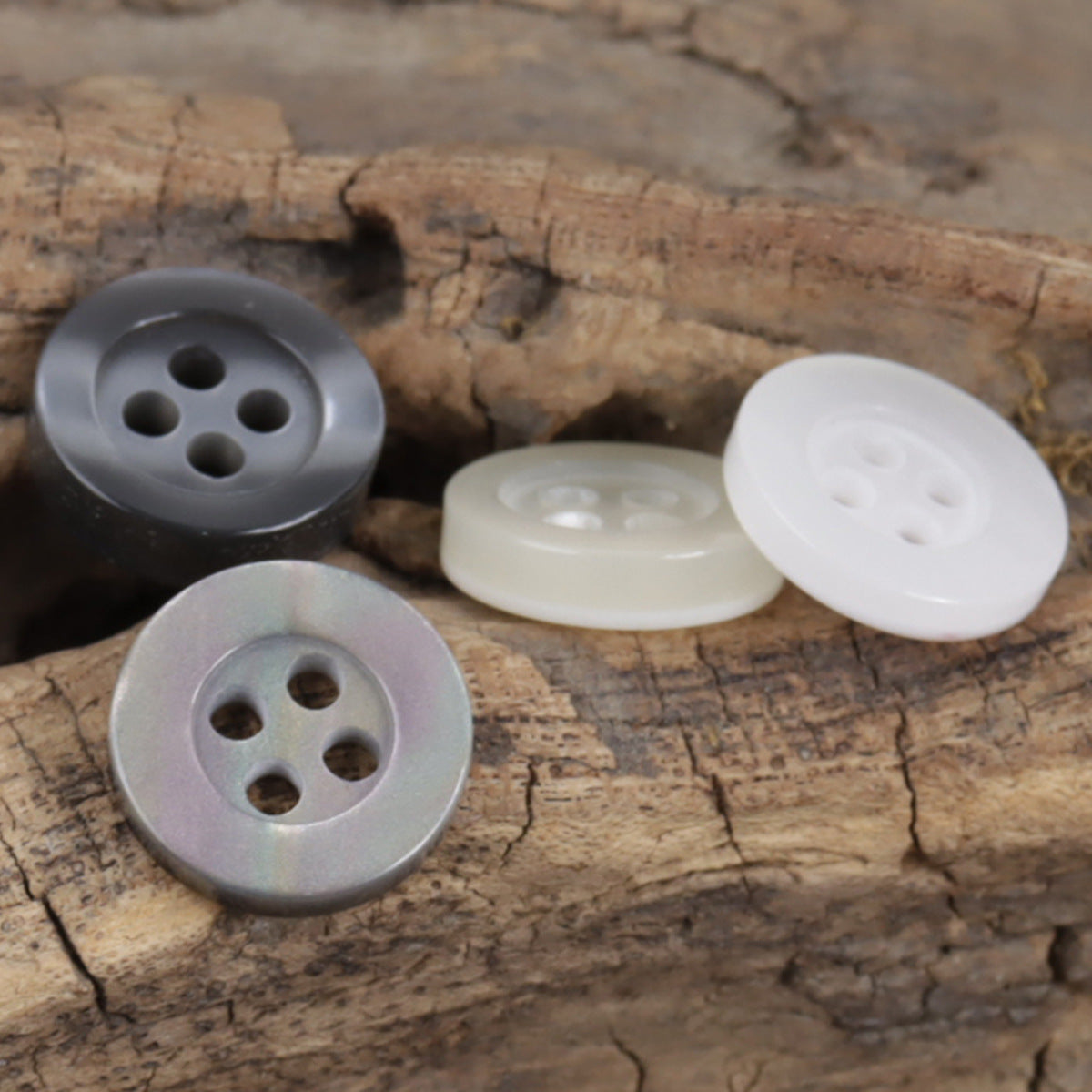 11.5mm Resin Buttons Wide Edge for Children's Knitwear Dresses 100 Pack 