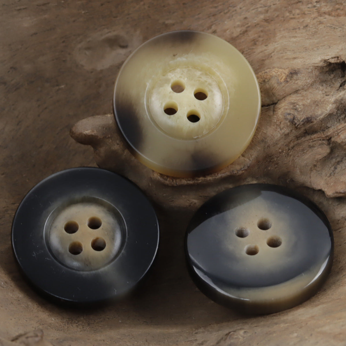 Classic Wide-Edged Resin Buttons Imitating Horn Pattern,50pcs - Lots of Buttons