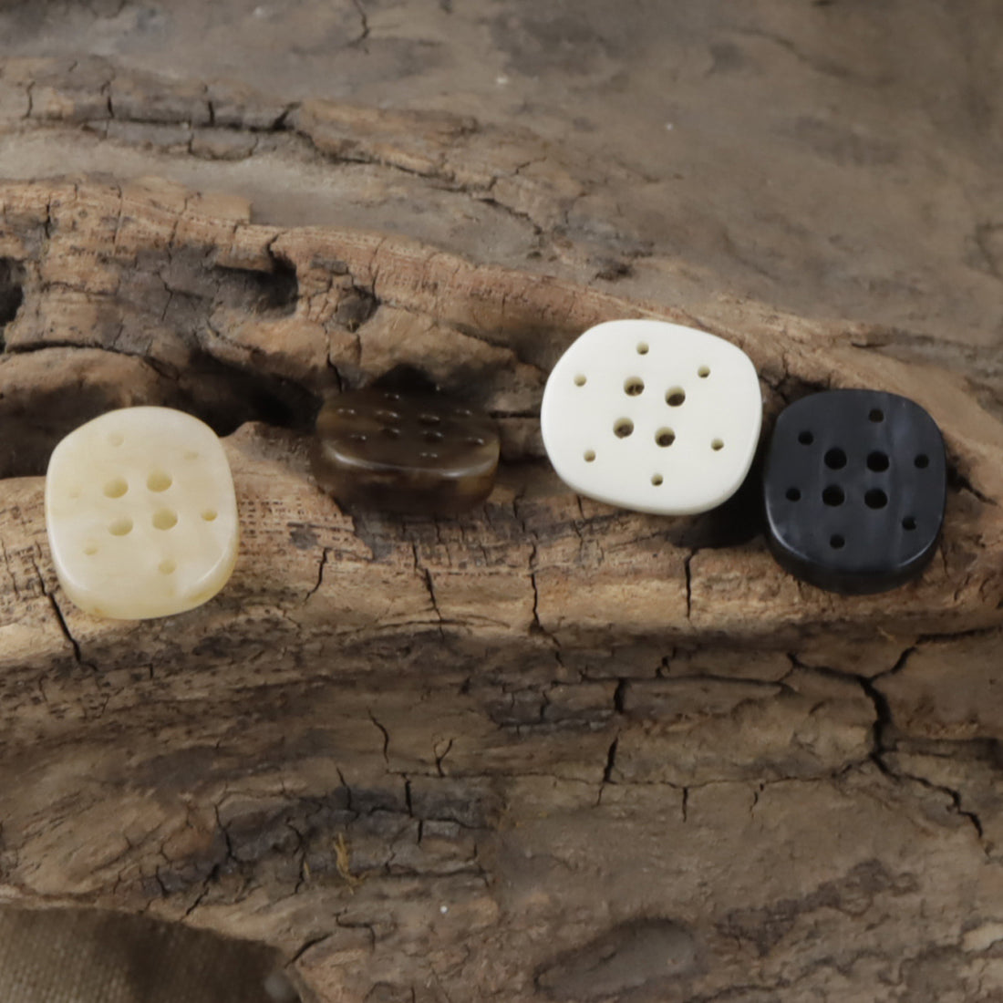 12.5mm Multi-Hole Resin Buttons for Beach Shirts,Dresses 50pcs - Lots of Buttons