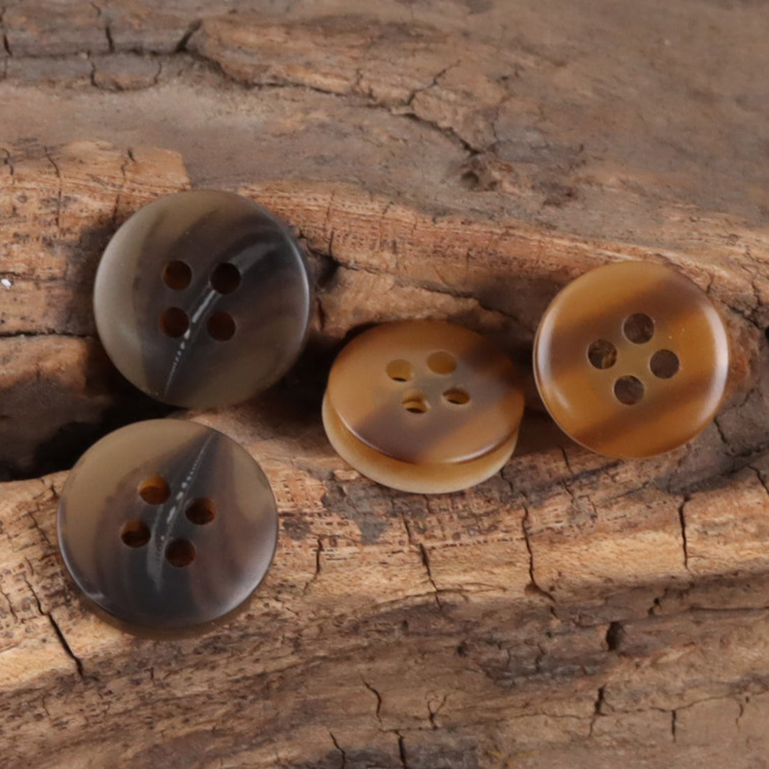 11.5mm Round Two-Tone Amber Resin Buttons for Shirts 50pcs - Lots of Buttons