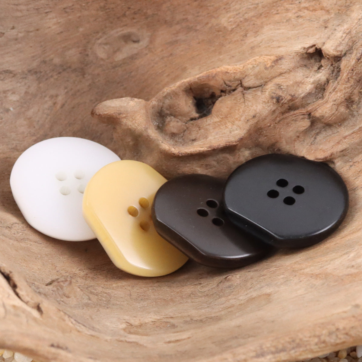 Irregular Four-Hole Resin Buttons for Winter Windbreakers 40pcs - Lots of Buttons