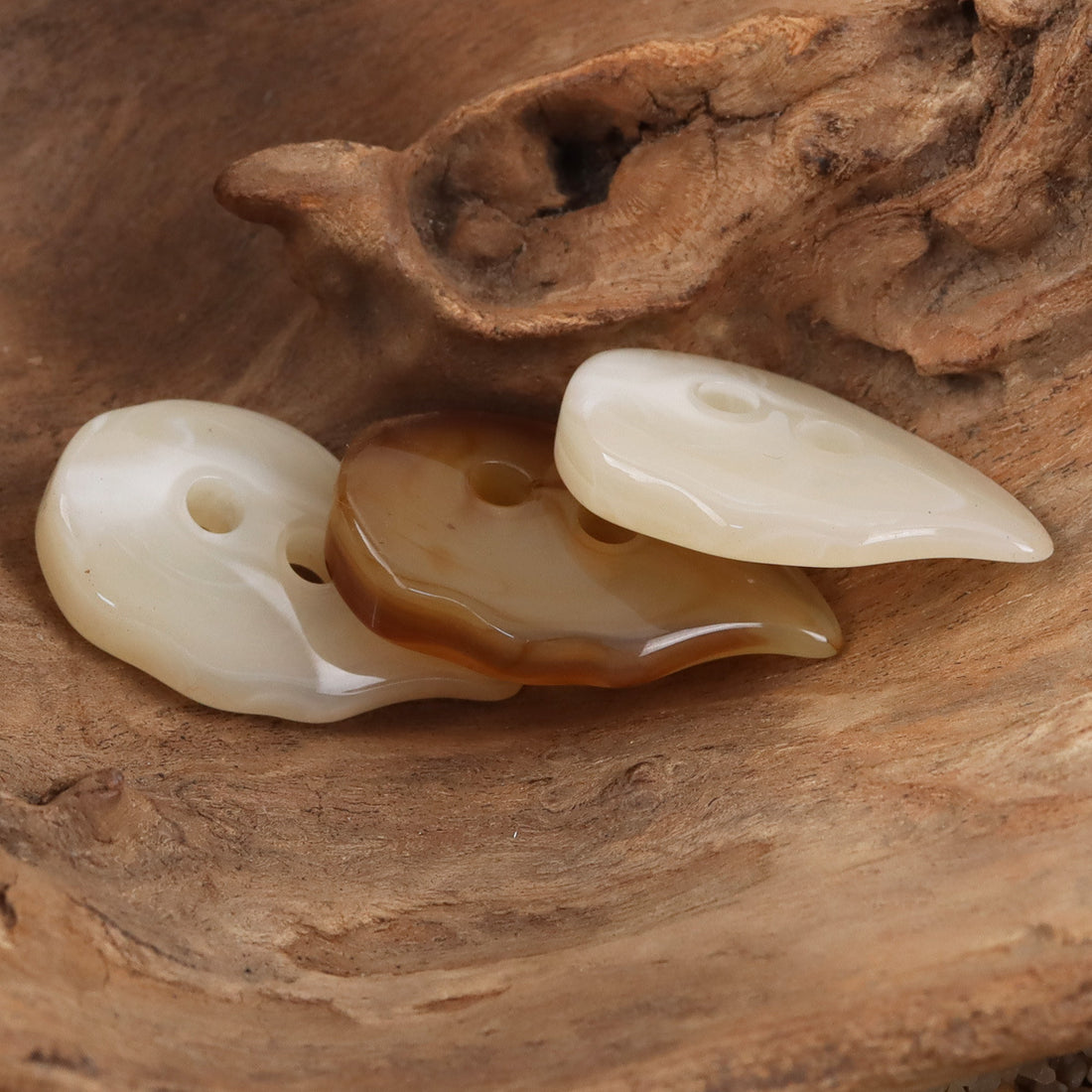 Retro Khaki Leaf-Shaped Decorative Resin Buttons,20pcs - Lots of Buttons