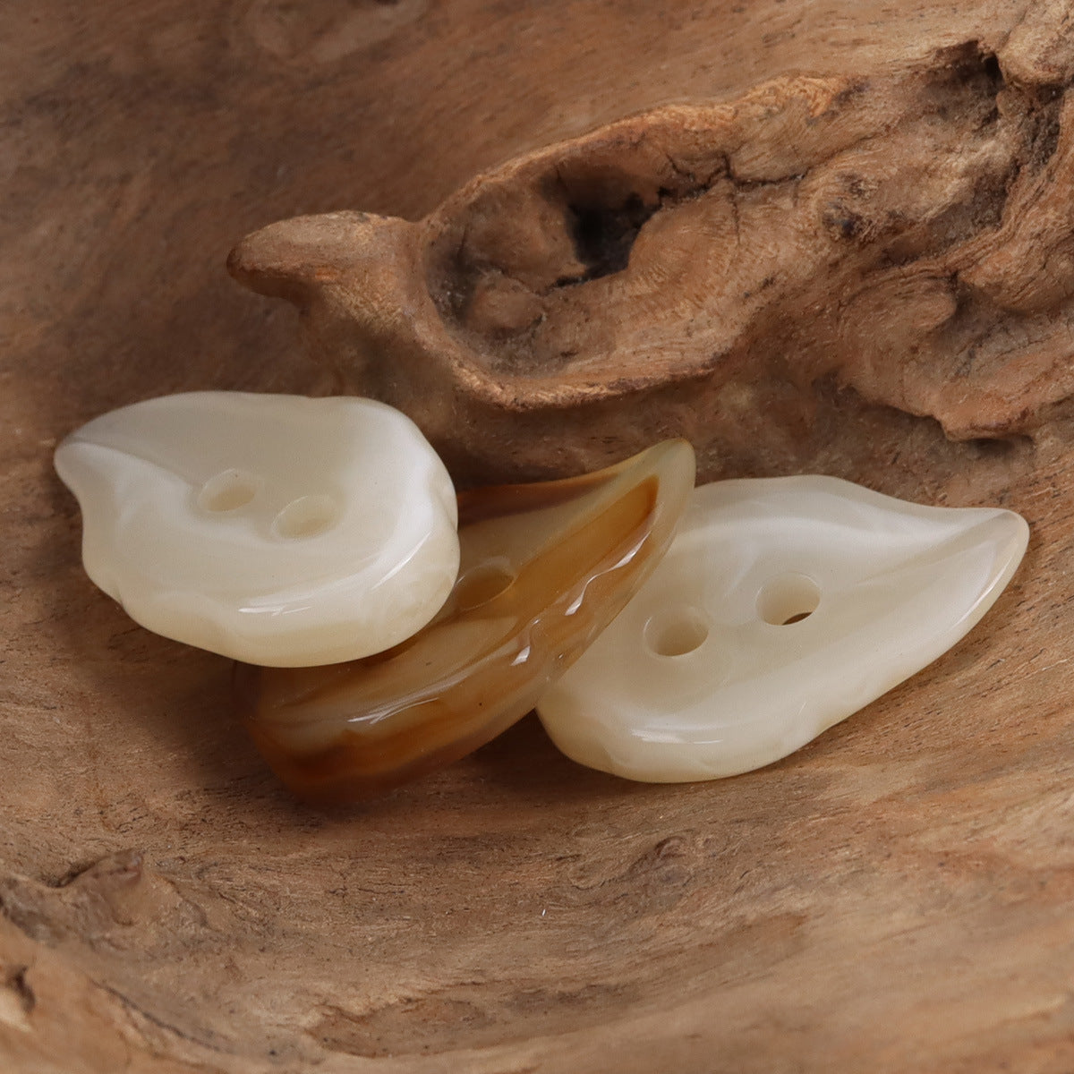 Retro Khaki Leaf-Shaped Decorative Resin Buttons,20pcs - Lots of Buttons