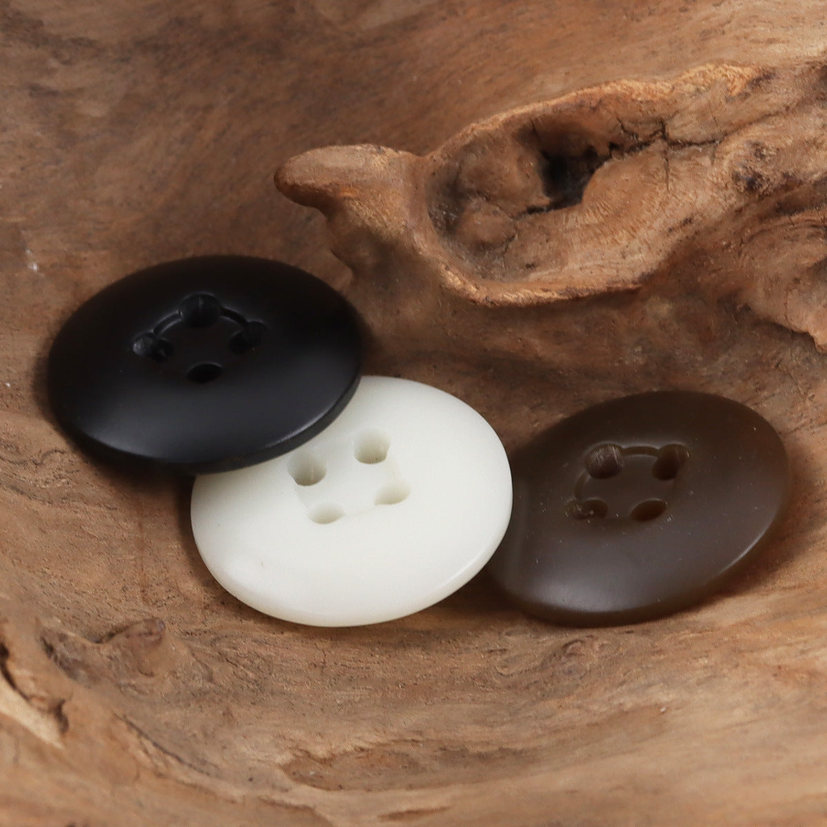 Minimalist Phoenix-Groove Black White Resin Buttons,50pcs 
