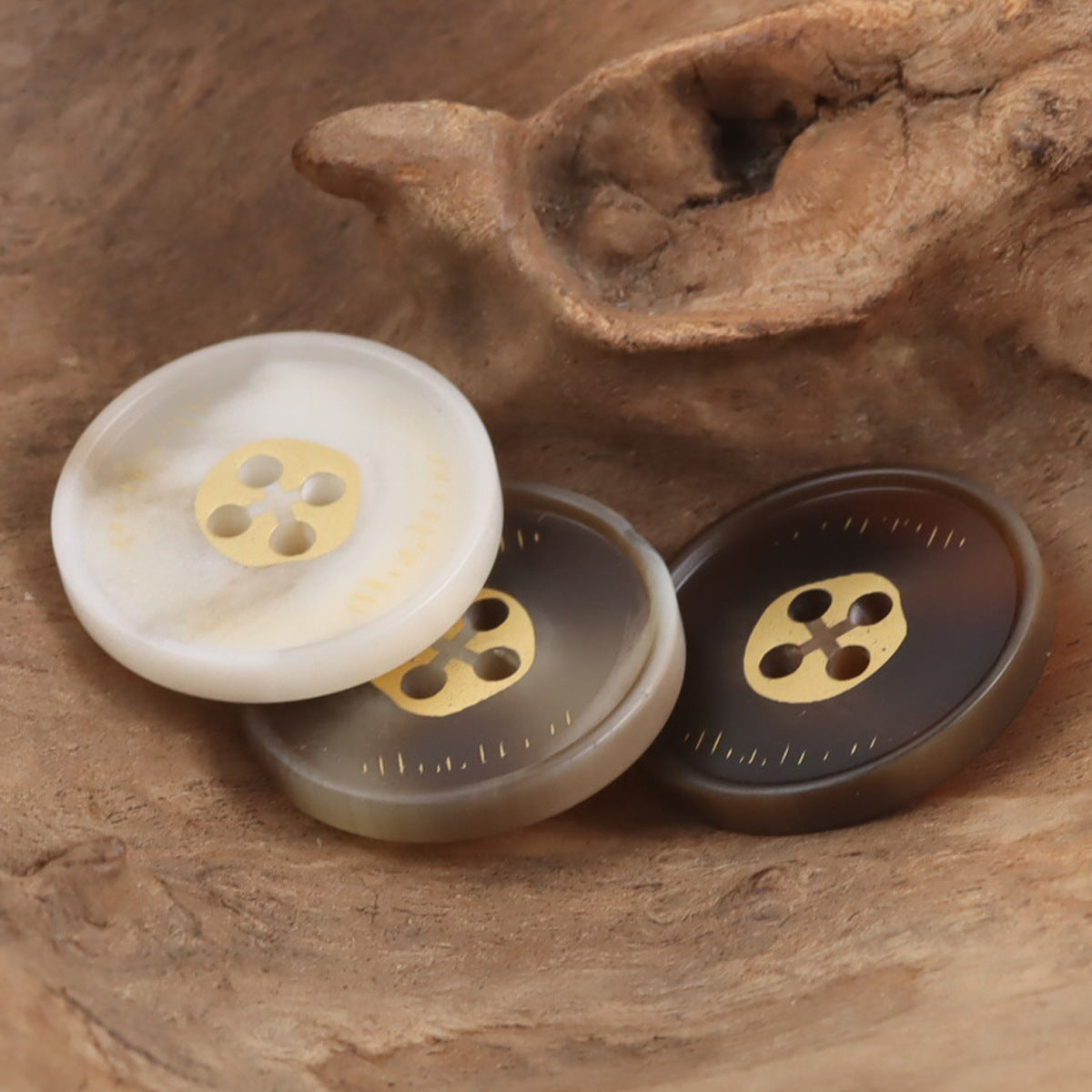 Round 4 Hole Imitation Horn Resin Buttons 20pcs - Lots of Buttons