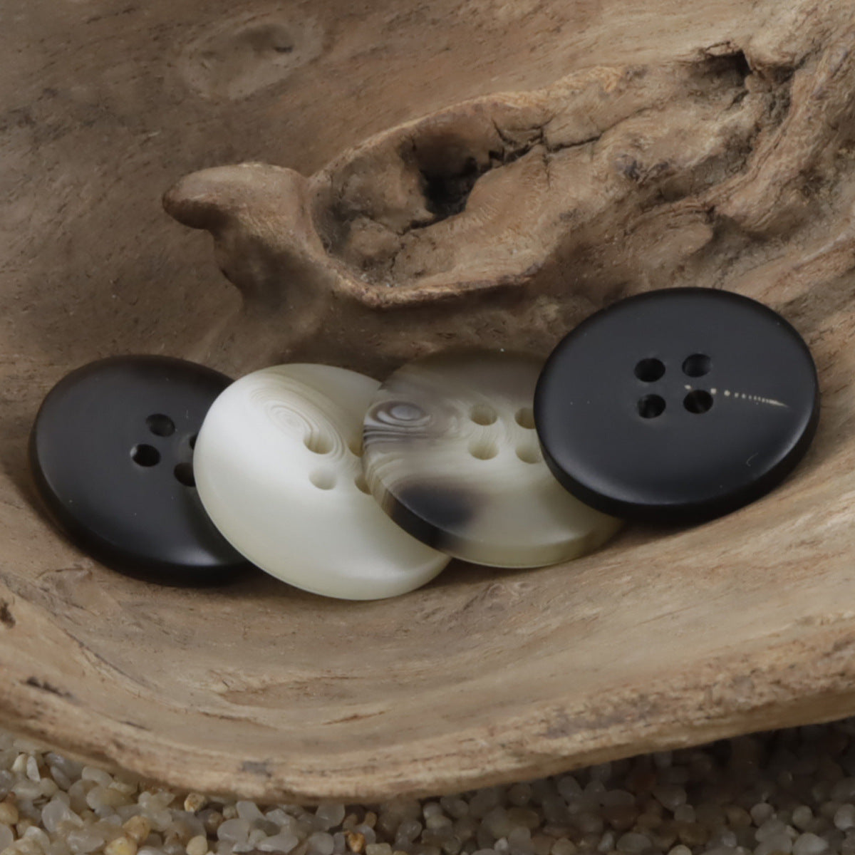 Coffee-Colored Resin Buttons for Windbreakers Coats 20pcs - Lots of Buttons