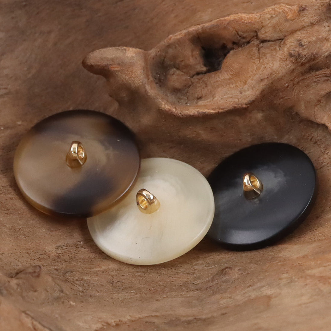 Cap-Shaped Resin Buttons with Metal Shanks for Cashmere Sweaters 10pcs - Lots of Buttons