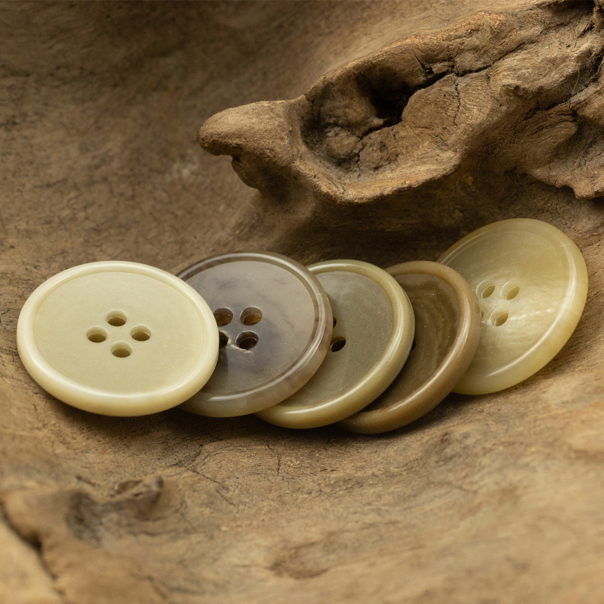15-25mm Light Yellow Urea Buttons for Linen Casual Pants 30 Pack - Lots of Buttons