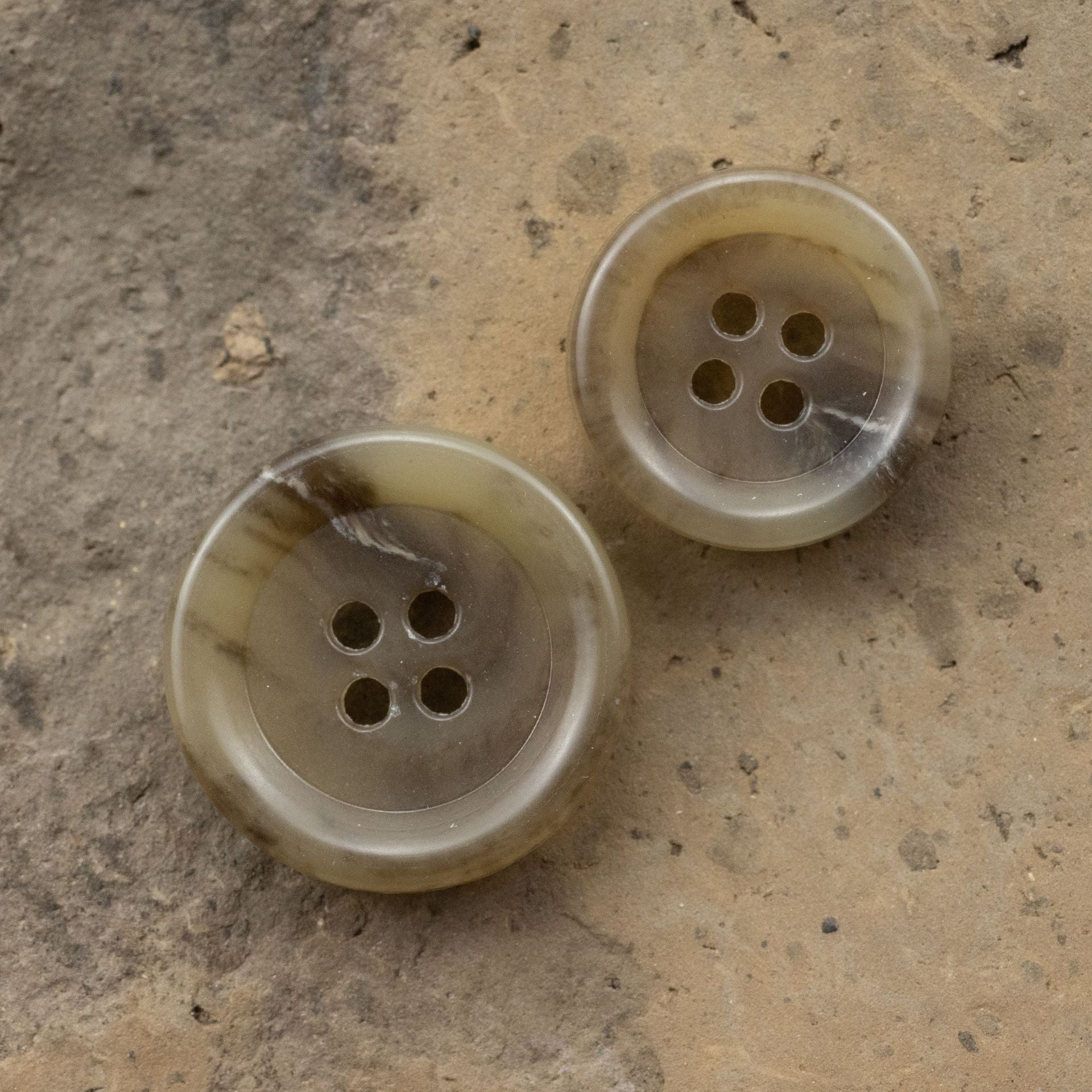 Vintage Coffee Round Urea Buttons for Woolen Coats 20pcs