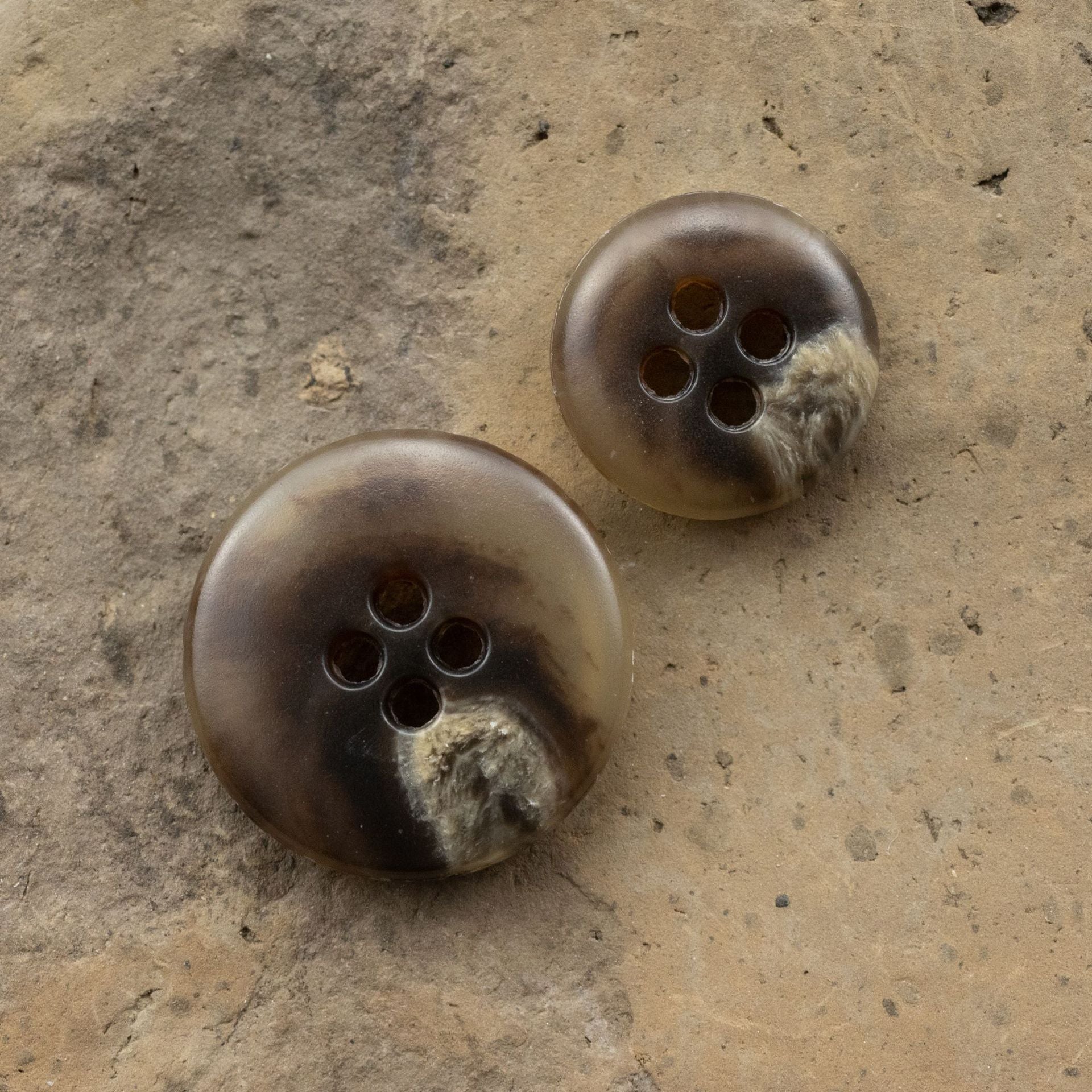 Vintage Coffee Imitation Horn Texture Eco-Friendly Urea Buttons 20pcs - Lots of Buttons