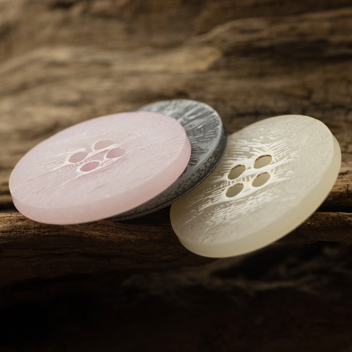 Flat Imitation Bark Distressed Wallpaper Texture Urea Buttons - 20pcs - Lots of Buttons