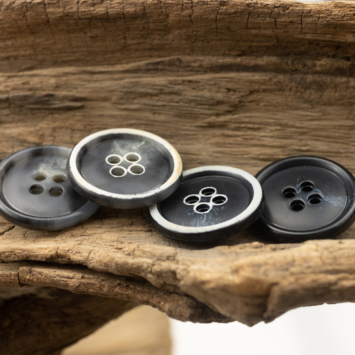 Urea Resin Buttons Imitation Horn Pattern,Round 4 Hole,10PCS 