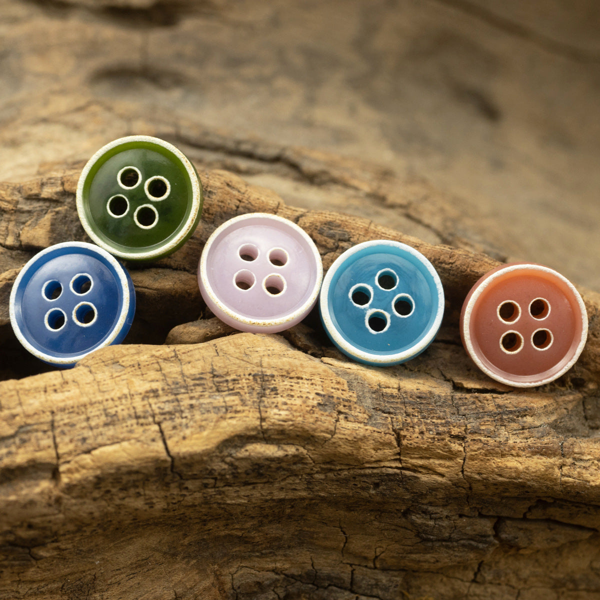 Retro Floral Shirt Urea Resin Buttons 150 Pack - Lots of Buttons