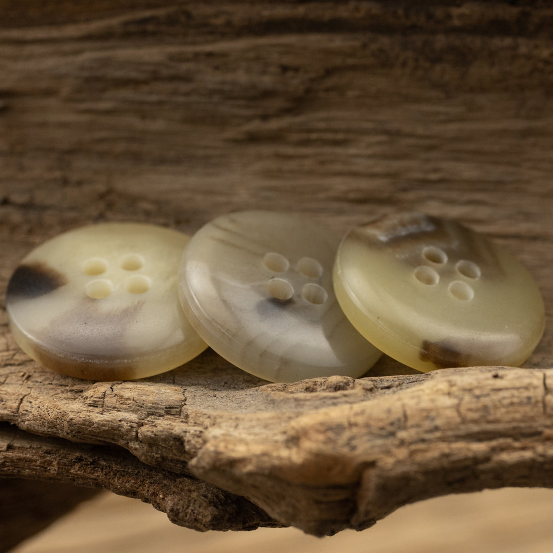 15mm/20mm Khaki Round Four-Hole Eco-Friendly Urea Buttons 18 Pack - Lots of Buttons