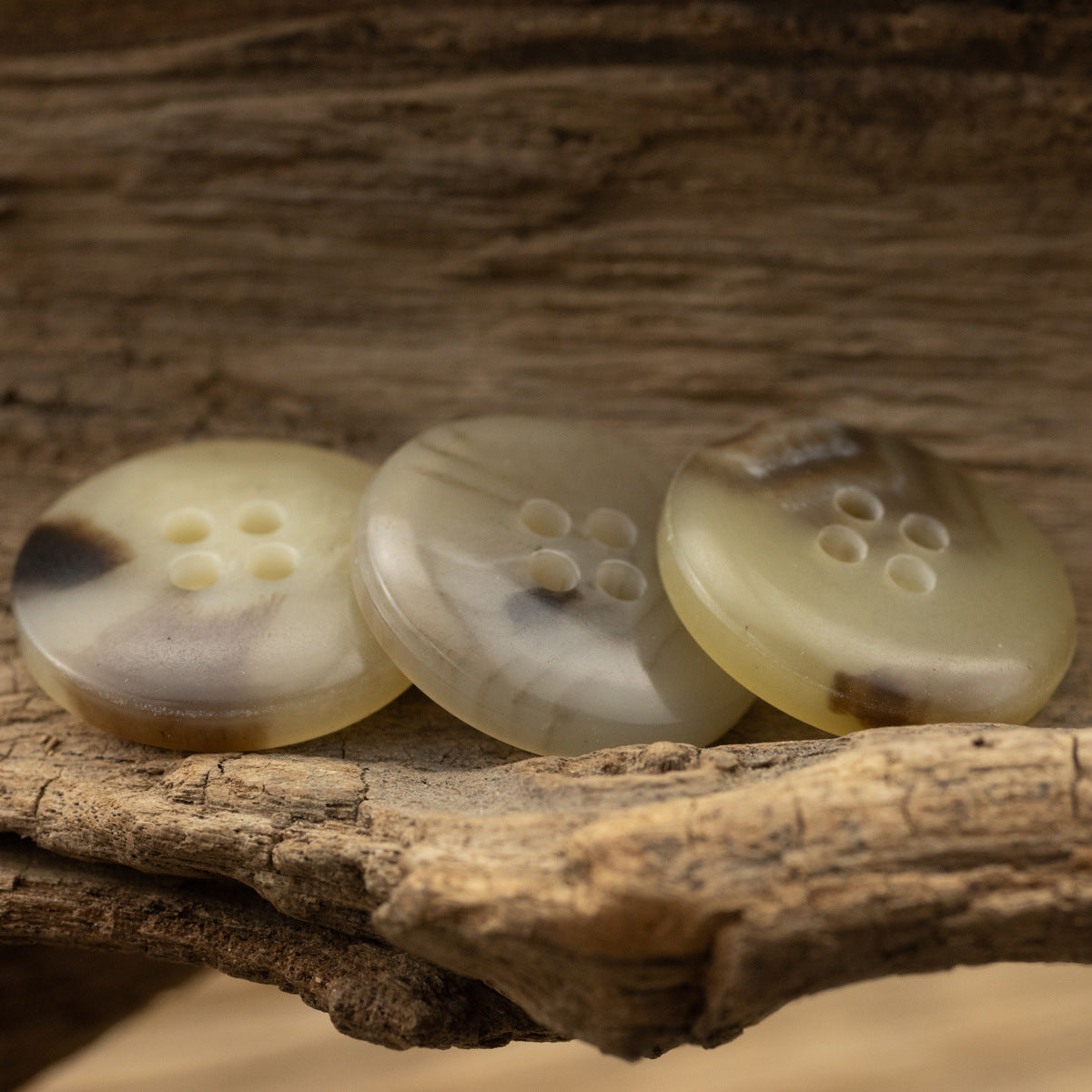 15mm/20mm Khaki Round Four-Hole Eco-Friendly Urea Buttons 18 Pack - Lots of Buttons