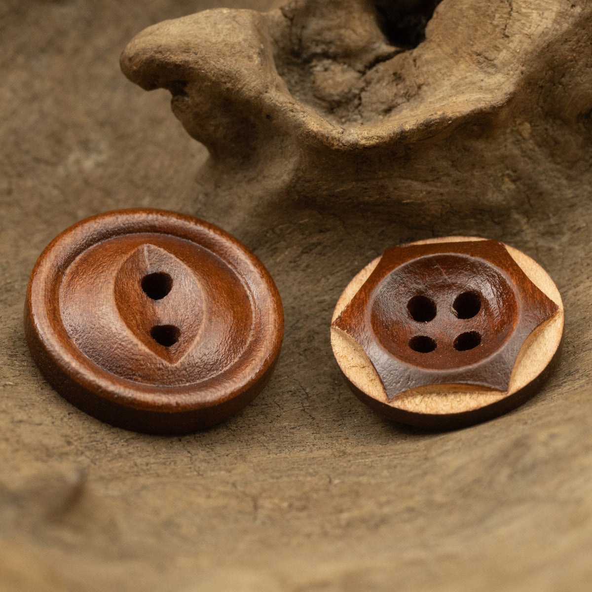 Cat's Eye Red Brown Wooden Buttons for Cotton and Linen Clothing - 50pcs - Lots of Buttons