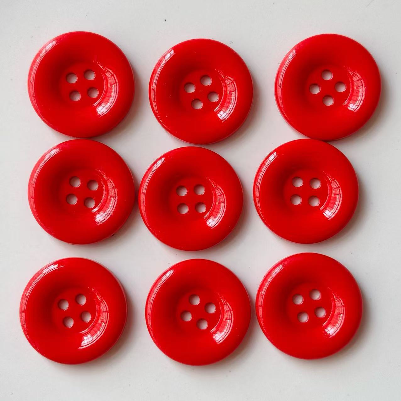 25mm Rote Runde 4-Loch Kunststoffknöpfe 60 Stück