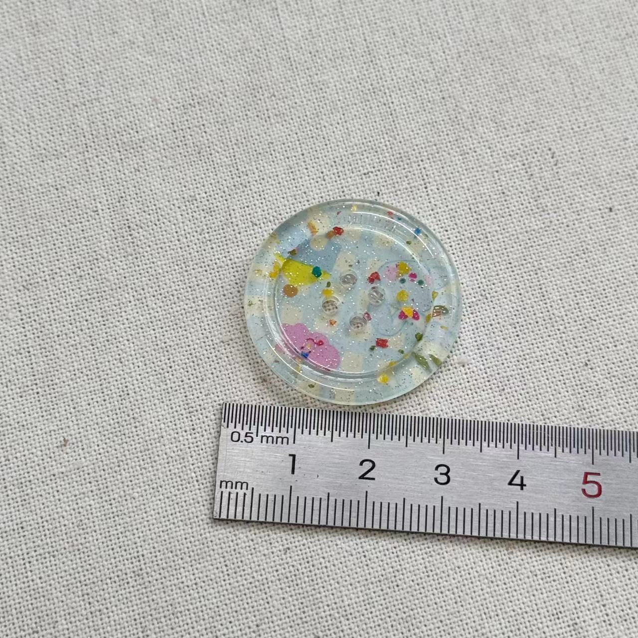 25MM Ragyogó Rózsaszín Kerek 4-lyukú Gyanta Gombok 40 Csomag