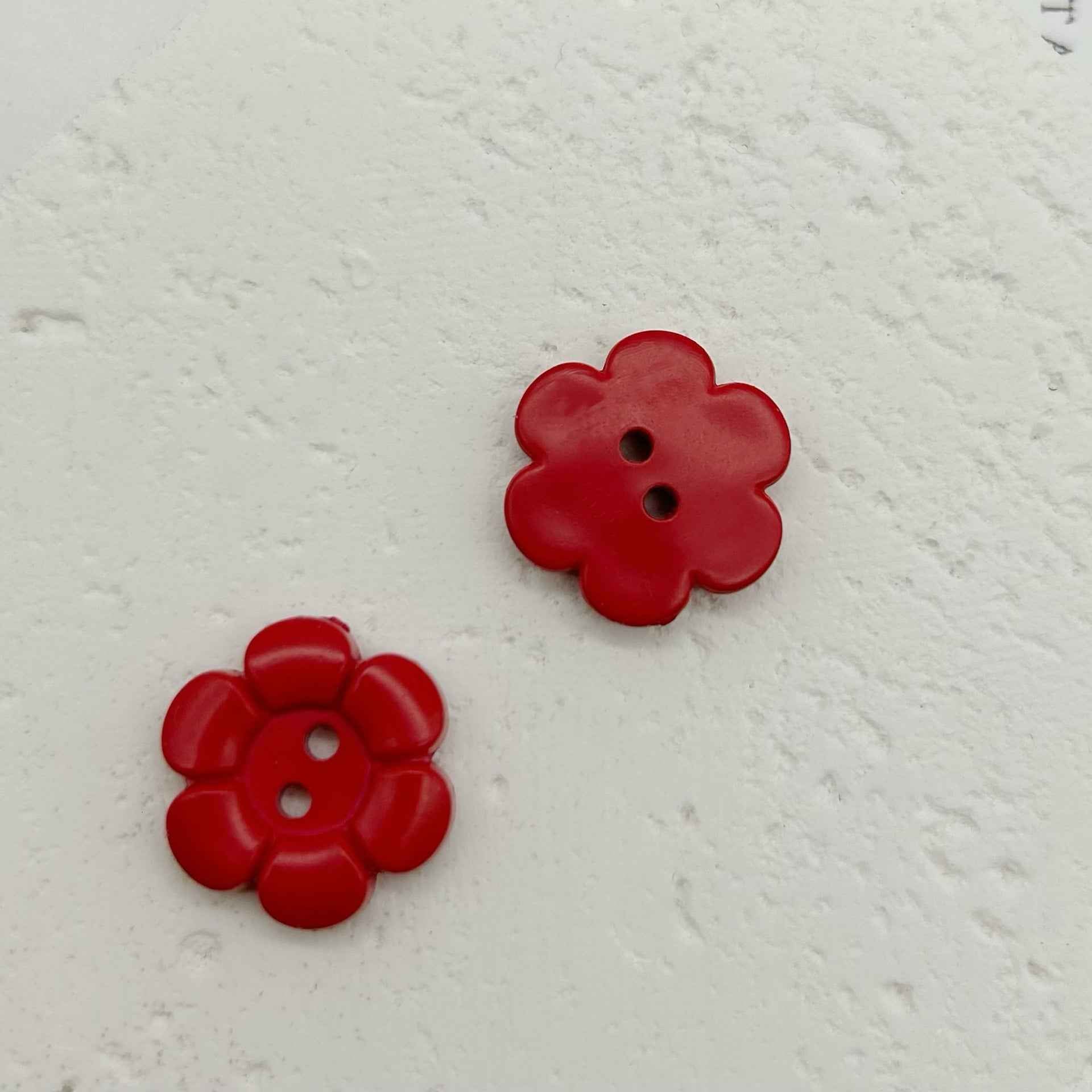 11.5mm Colorful Plastic Flower-Shaped Two-Hole Buttons for Children's Clothing 100PCS - Lots of Buttons
