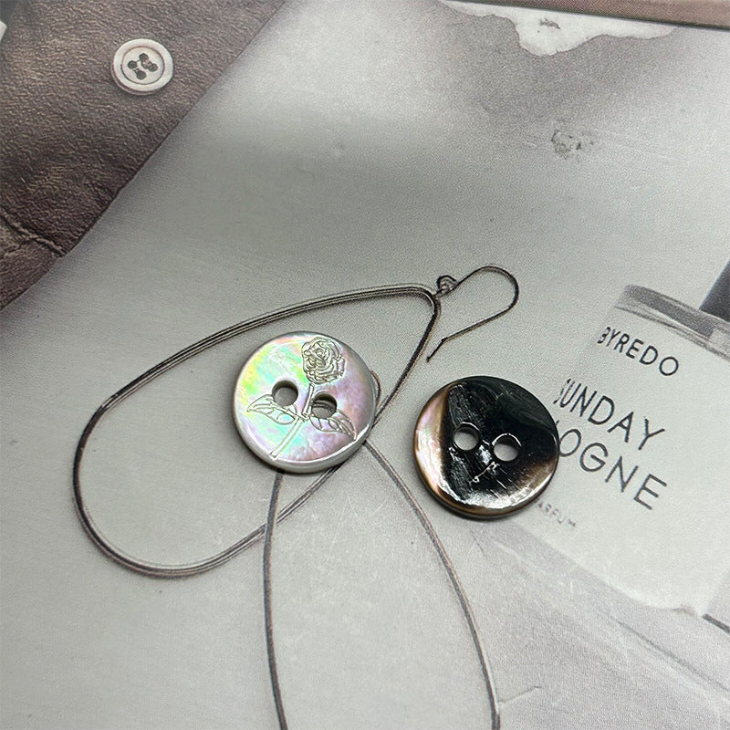 Bottoni in conchiglia marrone a due fori con motivo a rosa da 11,5 mm per camicie e maglieria, 30 pezzi